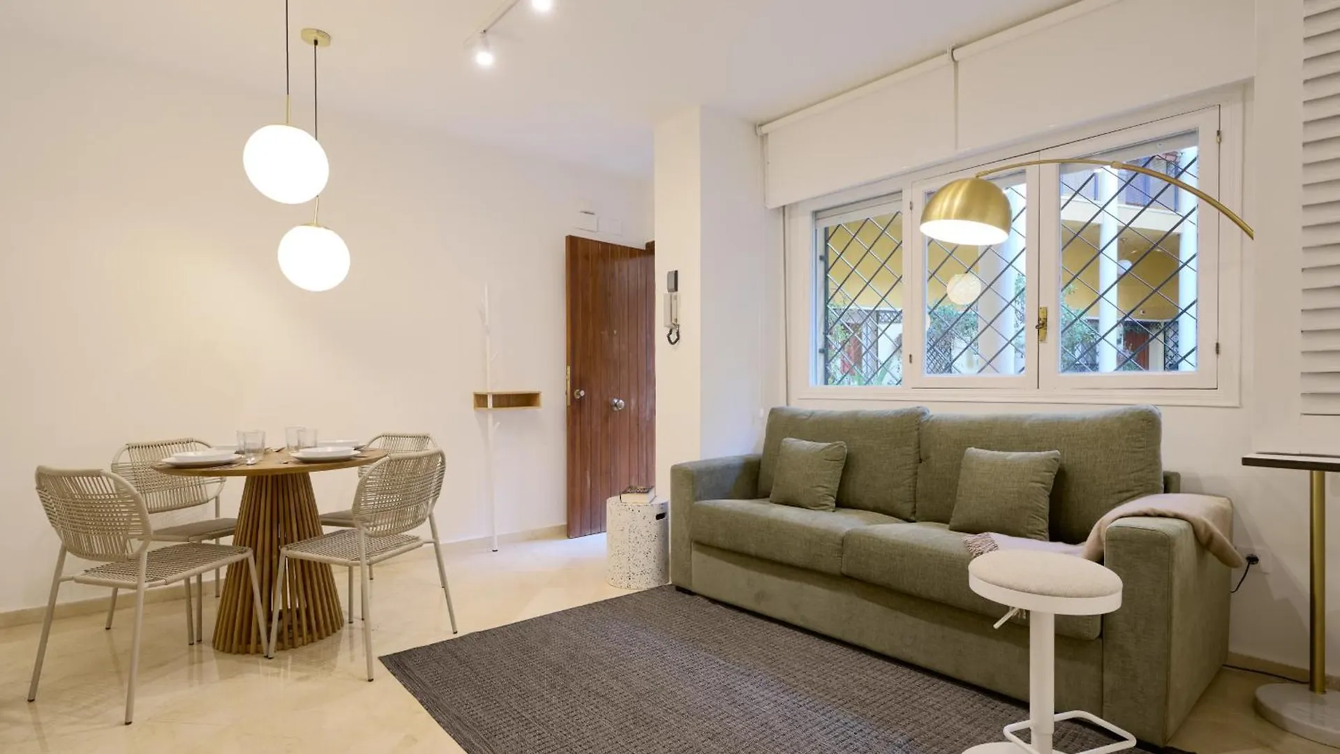San Vicente 43, By Homing U Apartment Seville