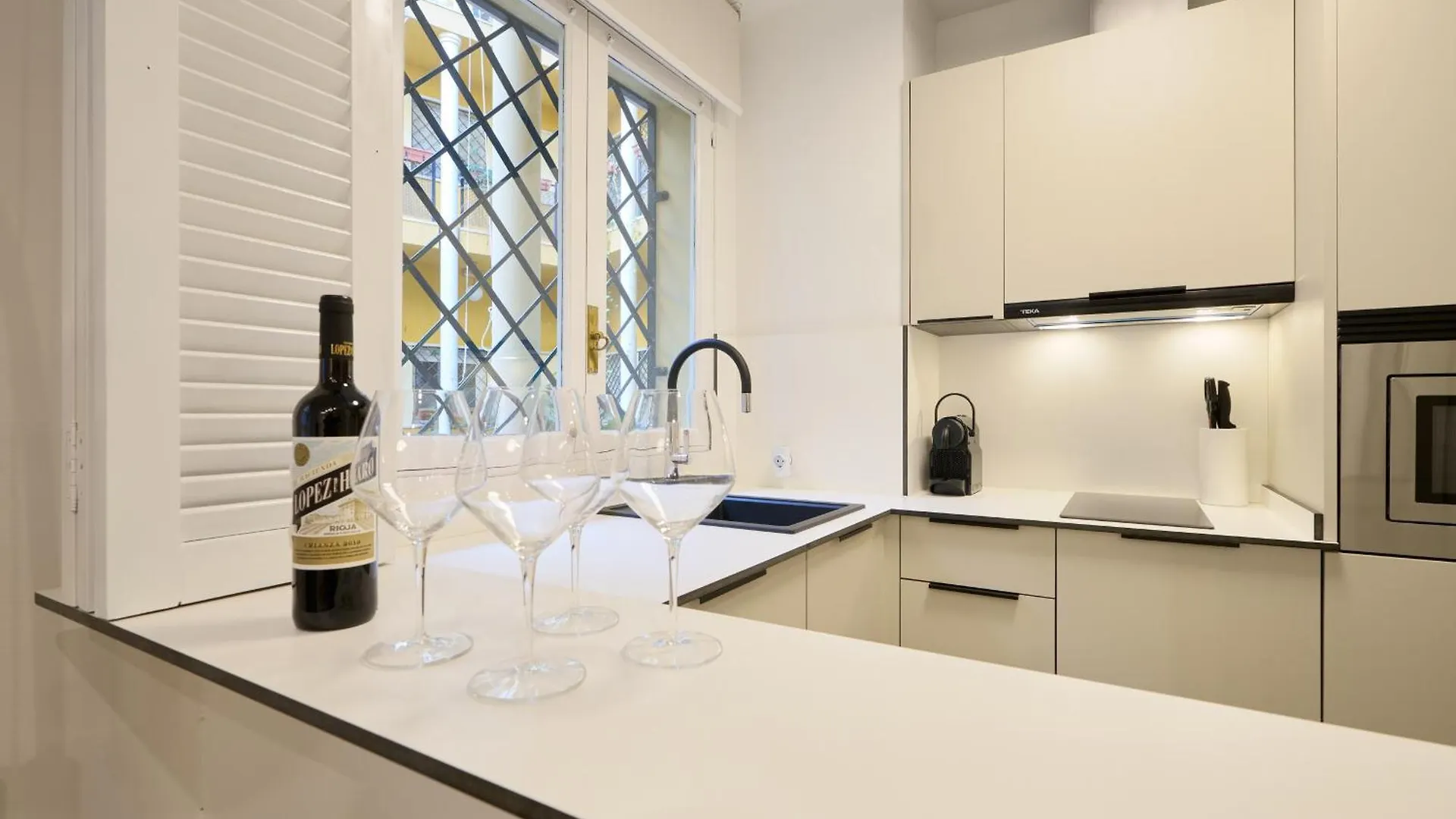 San Vicente 43, By Homing U Apartment Seville